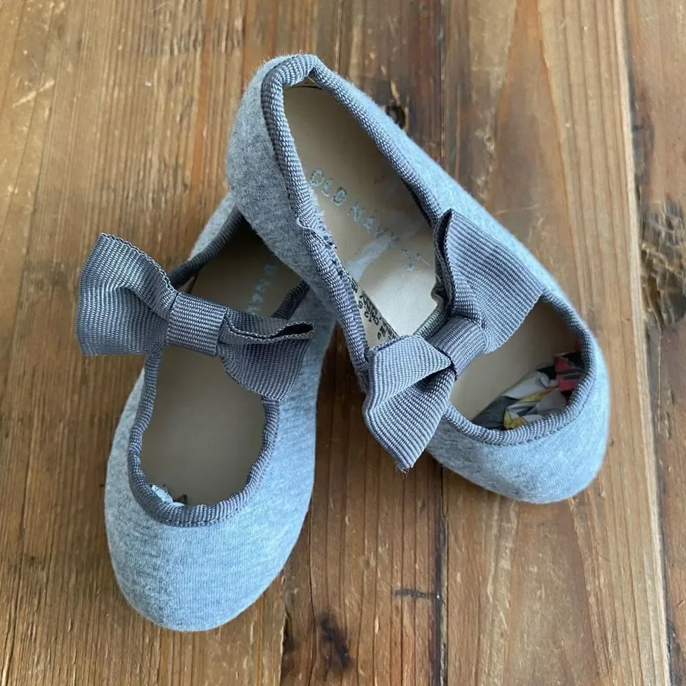 Old Navy Gray Fabric Ballet Slip On Bow  Top Shoe Toddler Size 5